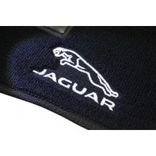 Tapete Jaguar XE luxo