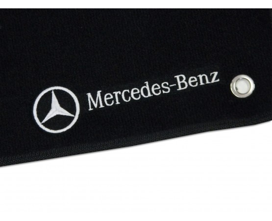 Tapete Mercedes Benz Classe C 180 Luxo